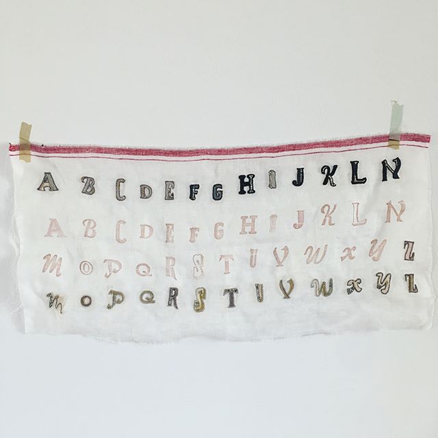 .AtoZ.このまま取っておきたいけど、.裁断っ！.アルファベットのブローチに.#atoz #alphabet #brooch #embroidery #アルファベット #ブローチ #タイポ刺繍  #刺繍ブローチ#タイポと古道具 #typography #horieee (Instagram)